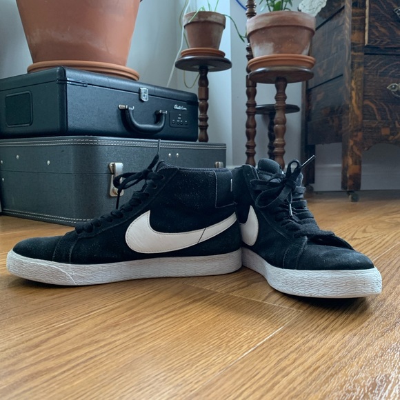 NIKE SB HIGH TOP SHOE 7.5M 9W - Picture 2 of 4